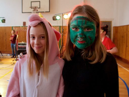 27503490-330102507494394-484679197841100187-o-330102507494394