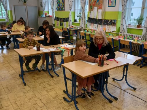 60431352-48b8-456a-9182-e5e9675d6dfd