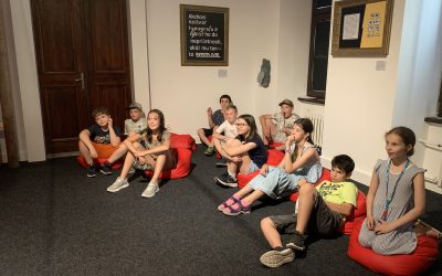 Lovci znakov v Bibiane