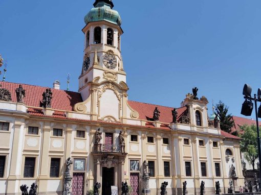 505979436_2499590733710111_2830843105824410613_n