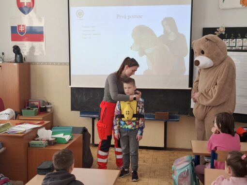 75b26538-5e1e-4e51-975d-adfcab54ed9a